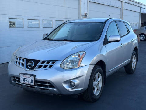 2013 Nissan Rogue S