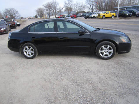 2006 Nissan Altima for sale at BRETT SPAULDING SALES in Onawa IA