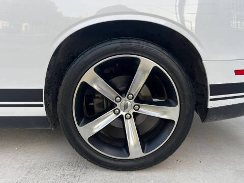 2019 Dodge Challenger SXT