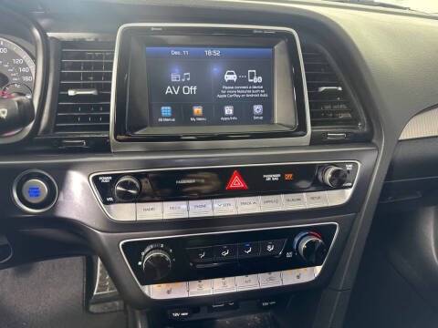 2018 Hyundai Sonata Sport