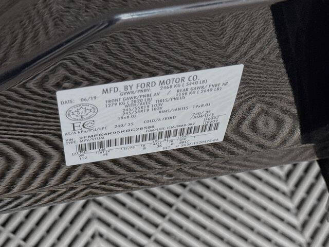 2019 Ford Edge Titanium