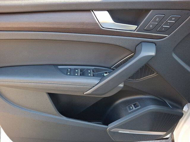 2024 Audi Q5 quattro S line Prem Plus 45 TFSI