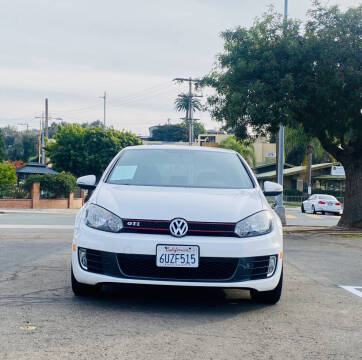 2012 Volkswagen GTI Base PZEV