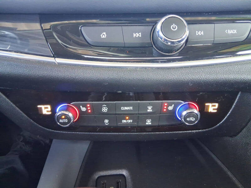 2018 Buick Enclave Essence