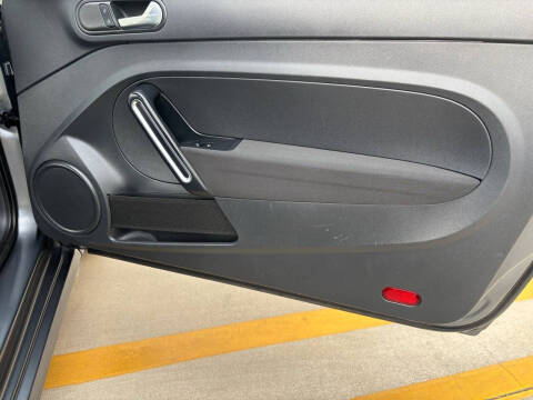 2014 Volkswagen Beetle 1.8T Entry PZEV