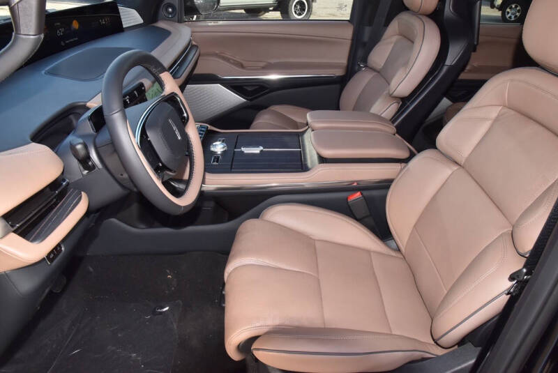 2025 Lincoln Navigator L Black Label