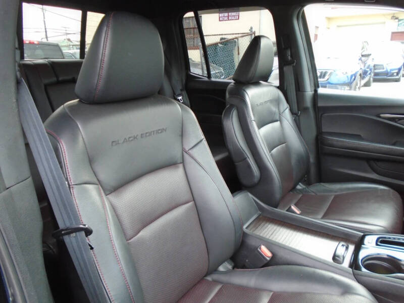 2018 Honda Ridgeline Black Edition