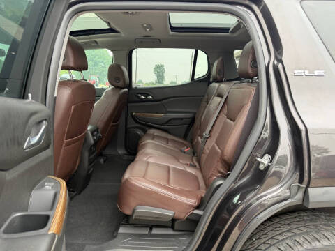 2017 GMC Acadia SLE-2