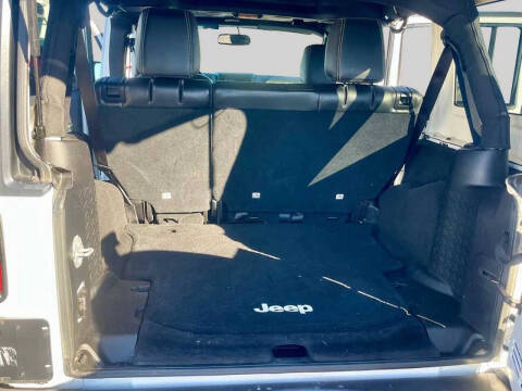 2016 Jeep Wrangler Unlimited Freedom