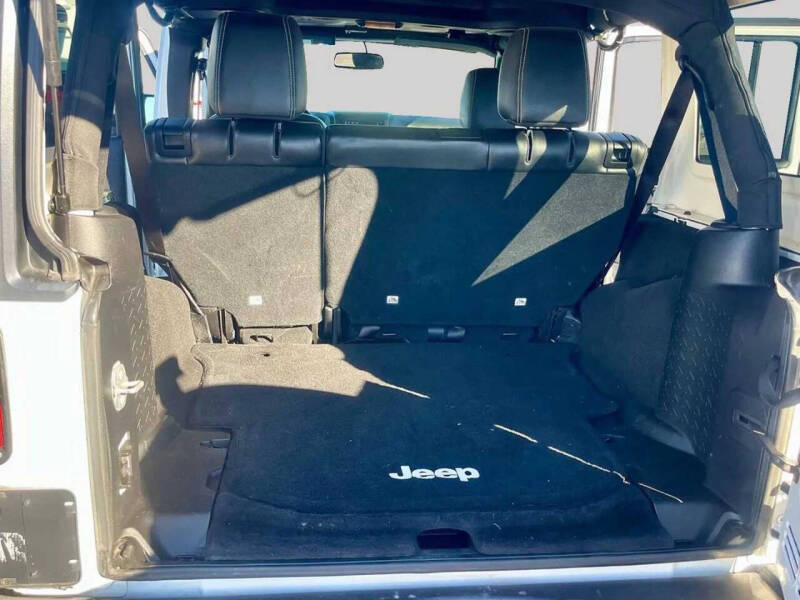 2016 Jeep Wrangler Unlimited Freedom