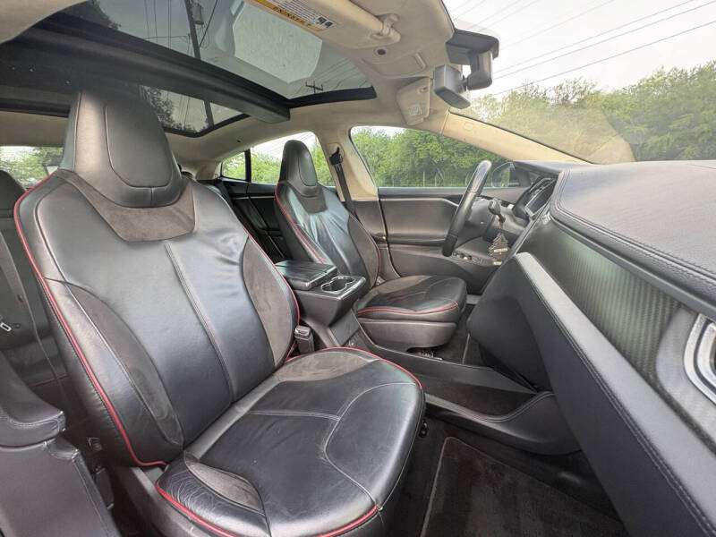 2013 Tesla Model S Performance