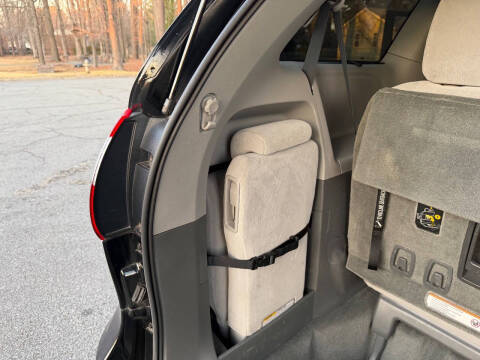 2015 Toyota Sienna LE 8-Passenger