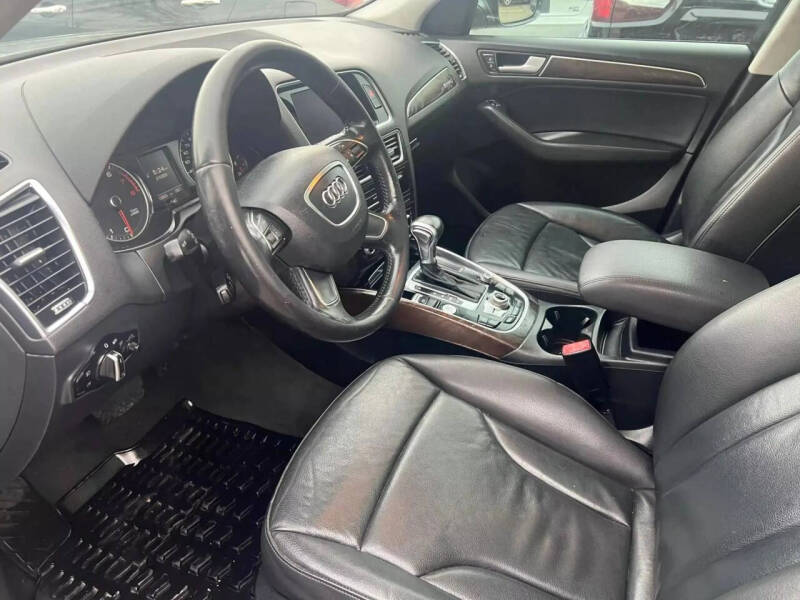 2015 Audi Q5 2.0T quattro Premium Plus