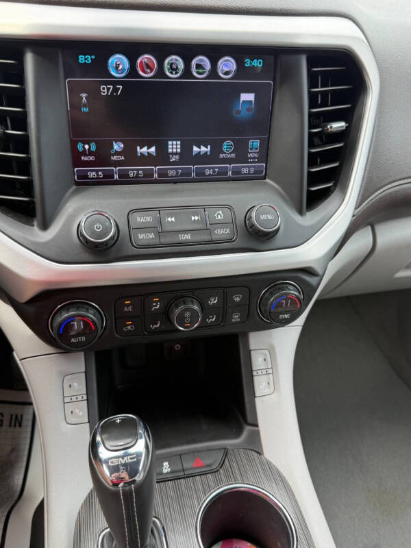 2018 GMC Acadia SLT-1