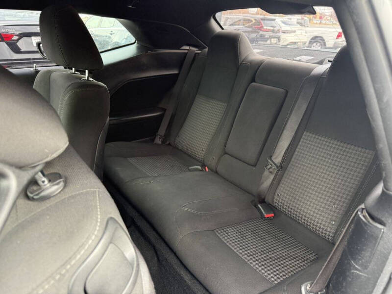 2019 Dodge Challenger SXT