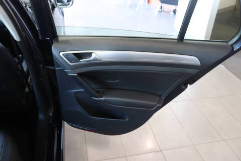 2016 Volkswagen e-Golf SEL Premium