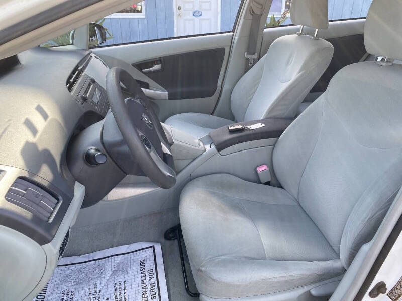 2010 Toyota Prius I