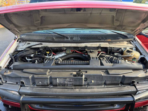 2005 Ford E-Series E-350 SD