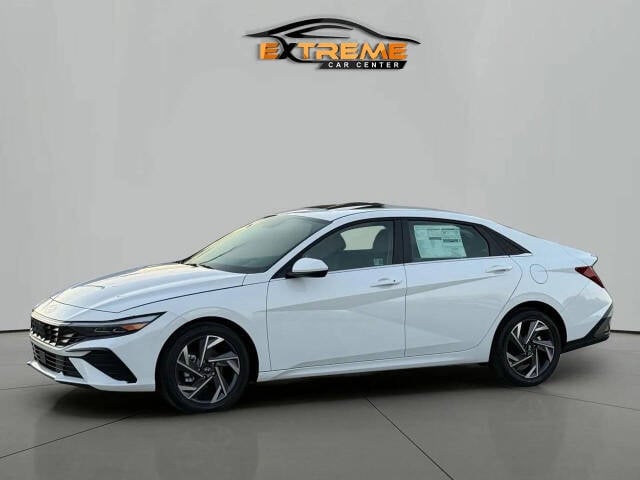 2024 Hyundai ELANTRA for sale at Extreme Car Center in Detroit, MI