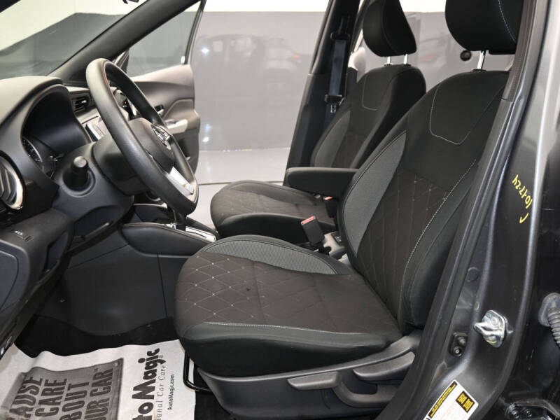 2019 Nissan Kicks SV