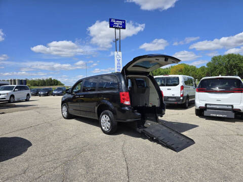 2015 Dodge Grand Caravan American Value Package