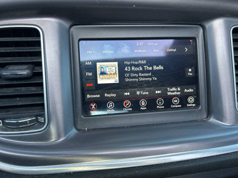 2019 Dodge Charger SXT