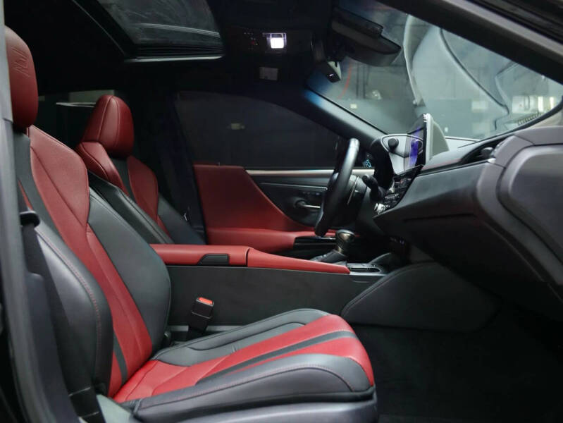 2024 Lexus ES 350 F SPORT Handling