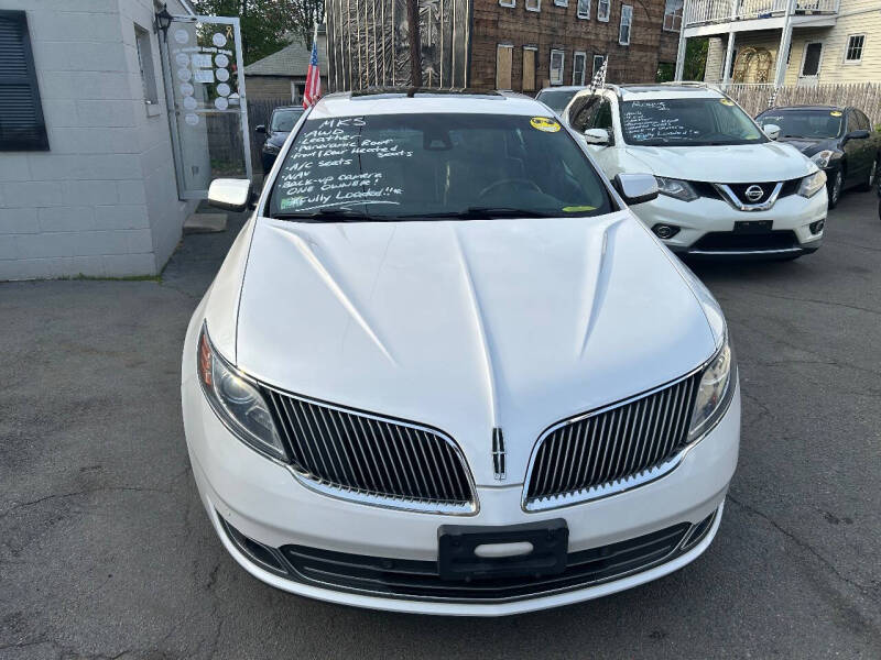 2014 Lincoln MKS