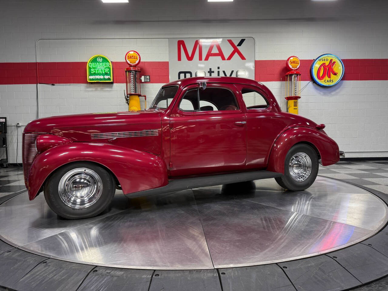 1939 Chevrolet Coupe 14
