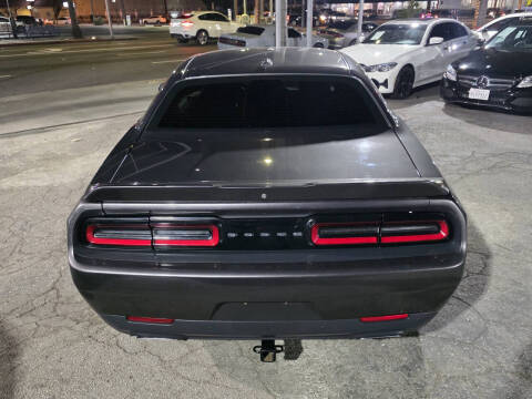 2015 Dodge Challenger