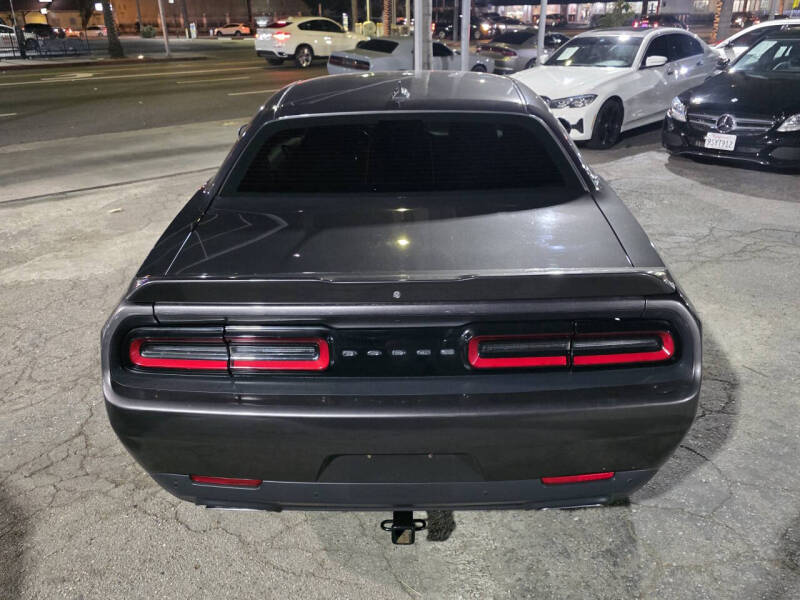 2015 Dodge Challenger