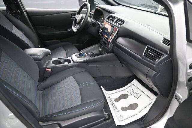 2023 Nissan LEAF S