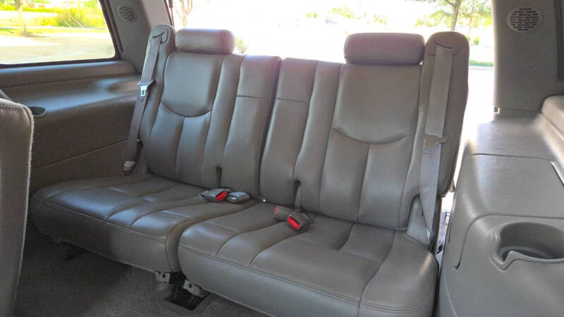 2004 GMC Yukon SLT
