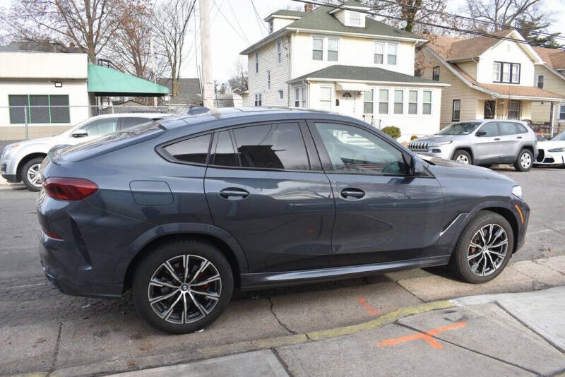 2022 BMW X6 xDrive40i