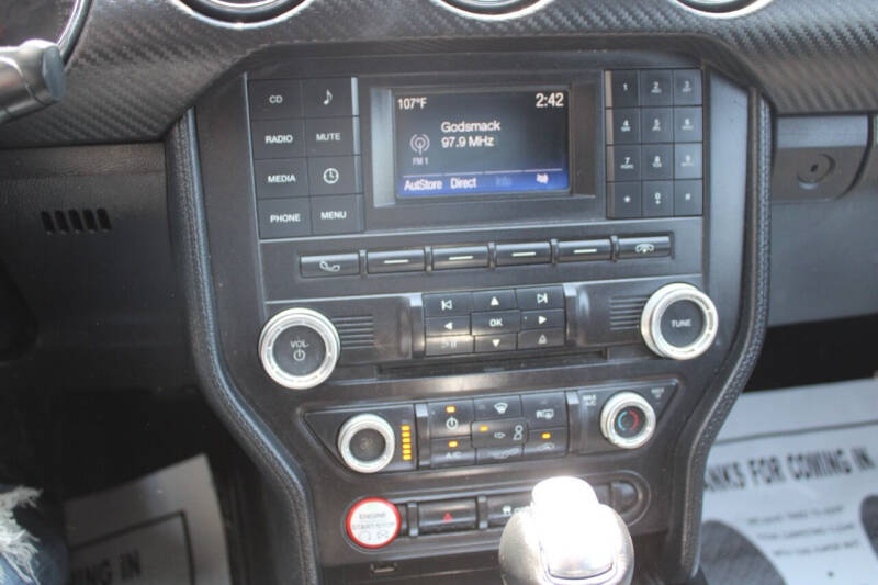 2016 Ford Mustang V6