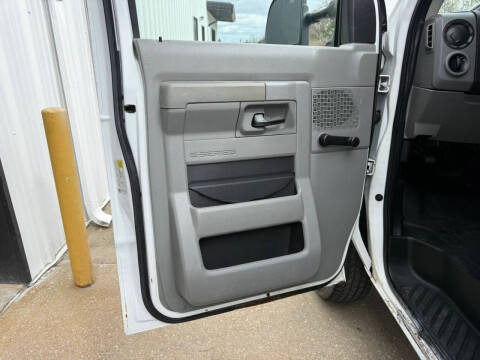 2012 Ford E-Series