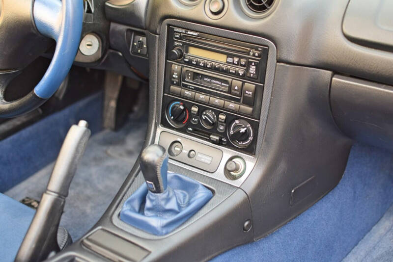 1999 Mazda MX-5 Base photo 29