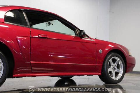 2004 Ford Mustang GT Deluxe