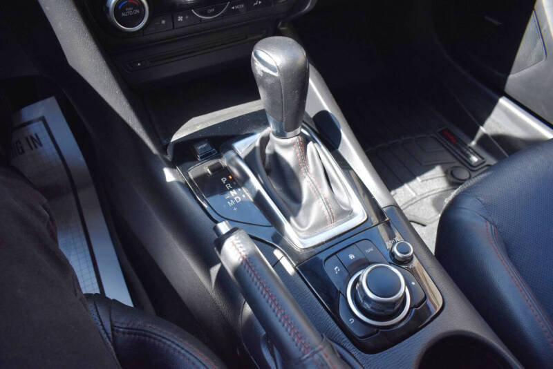 2014 Mazda MAZDA3 s Grand Touring