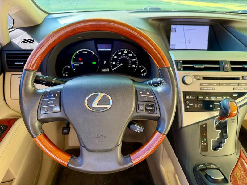 2011 Lexus RX 450h - Photo 10