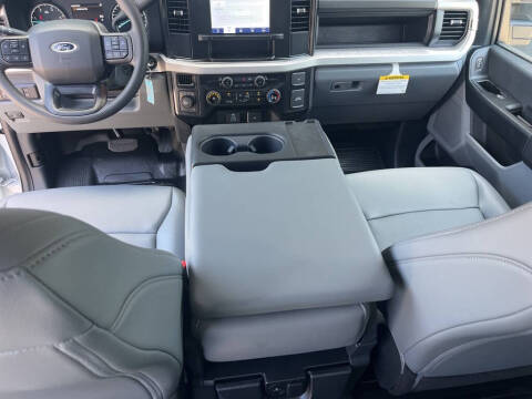 2025 Ford F-350 Super Duty XL