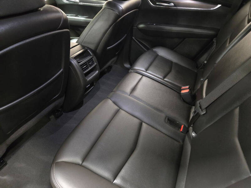 2023 Cadillac XT5 Luxury