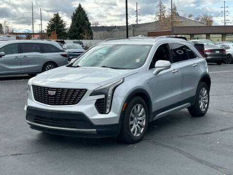 2022 Cadillac XT4 Premium Luxury