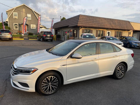 2019 Volkswagen Jetta for sale at MAGNUM MOTORS in Reedsville PA