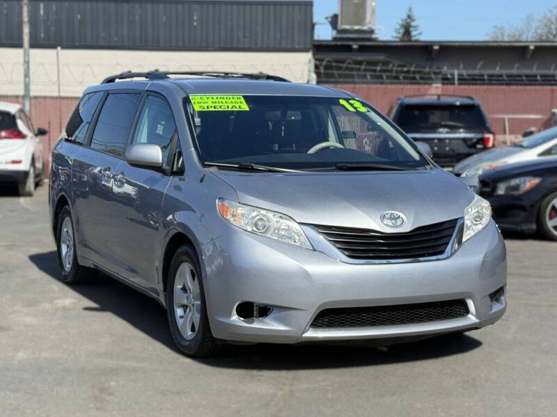 2013 Toyota Sienna