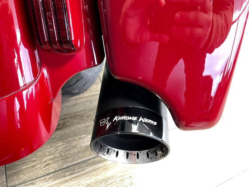 2017 Harley-Davidson CVO Street Glide * SCREAMIN EA