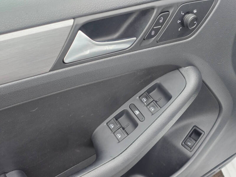 2016 Volkswagen Jetta 1.8T Sport