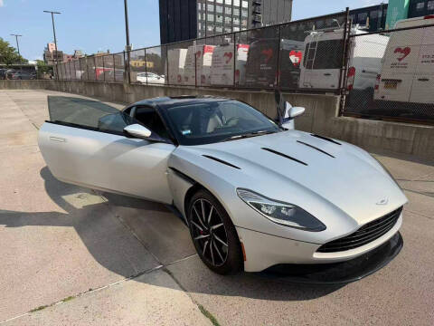 2018 Aston Martin DB11 V12