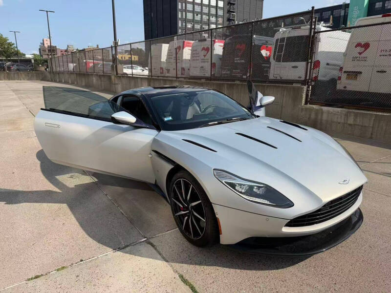 2018 Aston Martin DB11 V12