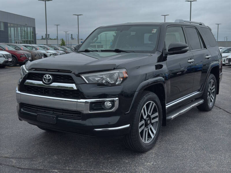 Used 2018 Toyota 4Runner Limited with VIN JTEBU5JR8J5554927 for sale in Green Bay, WI